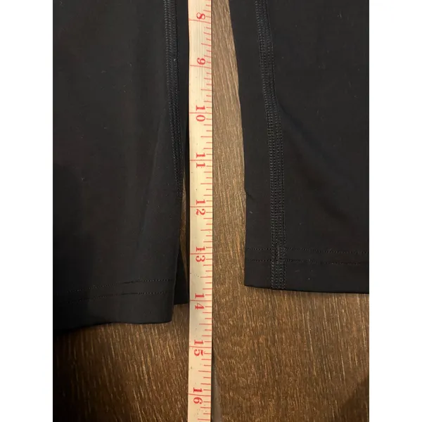 Gymshark Cropped‎ Leggings M Black High Waisted Activewear Yoga Pants - Image 4
