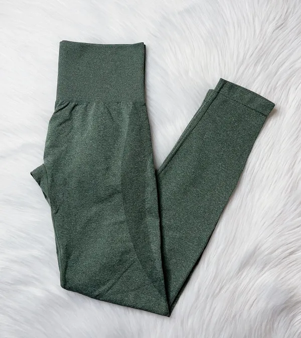 NVGTN Contour Seamless Leggings - Image 3