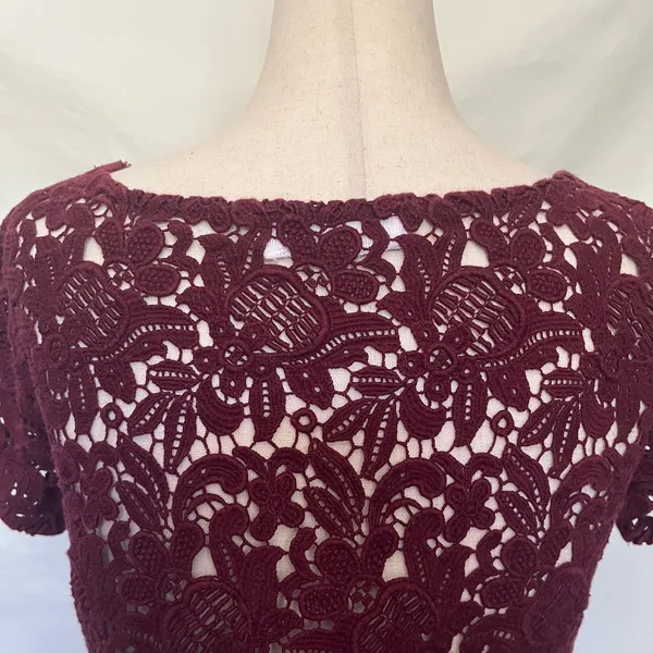 Abercrombie Fitch Y2K Crochet Crop Women Top XS Festival Coquette Boho Burgundy - Image 9