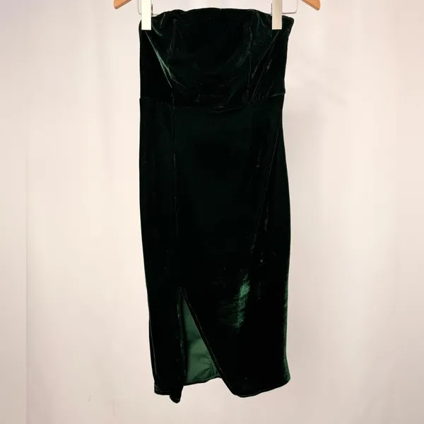 Lulus Hey Baby Velvet Strapless‎ Midi Dress in Emerald Green Size Medium - Image 3