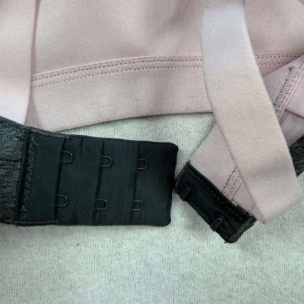 Brooks FineForm Sports Bra 30A/B Blush Pink Gray Padded Convertible - Image 3