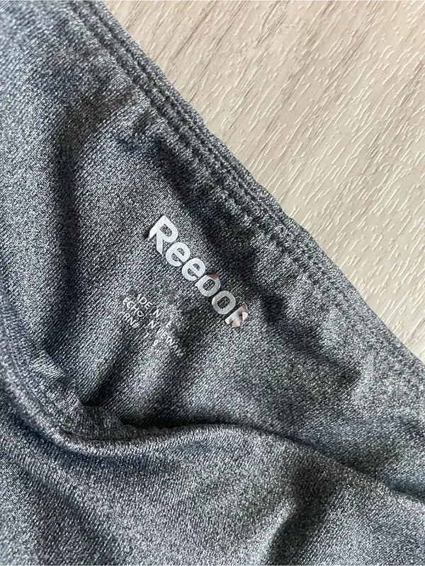 Reebok Gray Women's Performance Leggings - Image 2