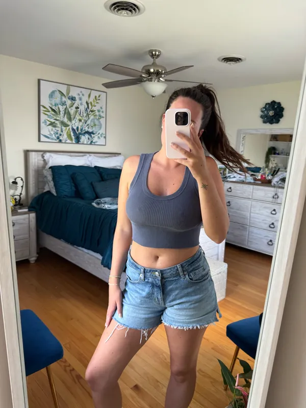 Brandy Melville Crop Tank - Image 3