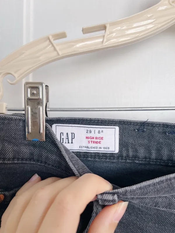 GAP • High Rise Stride Wide-Leg Jeans in Washed Black trouser regular inseam - Image 6