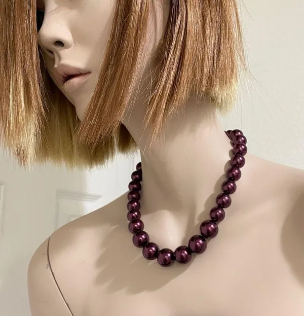 Burgundy Glass Pearl Necklace/Bracelet Set - Image 8