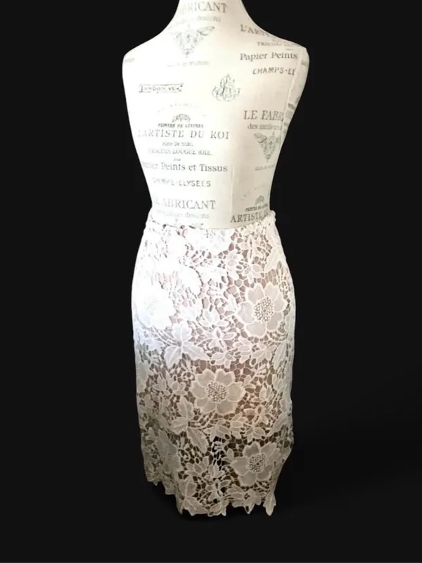 Sans Souci White Floral Lace Midi Pencil Skirt Sz S - Image 3