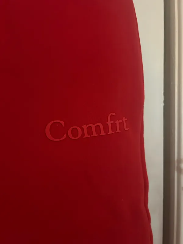 Comfrt red sweatpants - Image 2