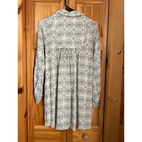Zara Women's S‎ Oyster Eyelet Print Lace-Up Mini Smocked Boho Chic Dress - Image 2