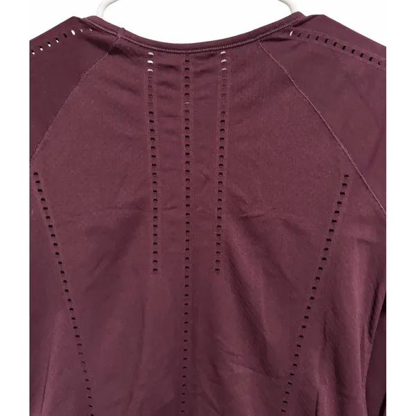Athleta Foothill Seamless Long Sleeve Fitted Laser Cut Top Women's Size Small - Image 4