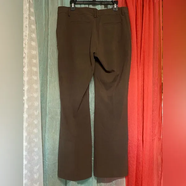 NY&C brown slacks size 10 - Image 2