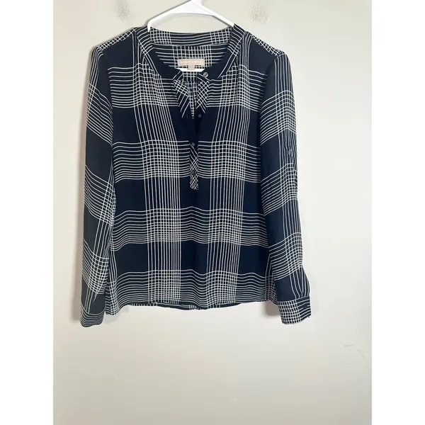 Banana Republic Navy‎ Blue Windowpane Plaid Roll Tab Henley Blouse XS 970424 - Image 2
