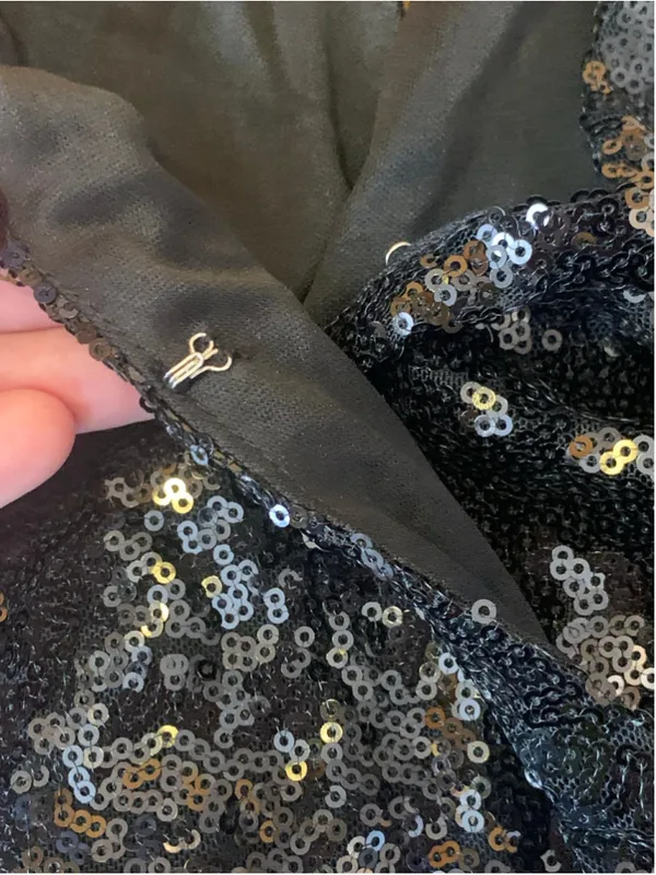 Forever 21 Black Sequin Crop Top Size XS - Image 5
