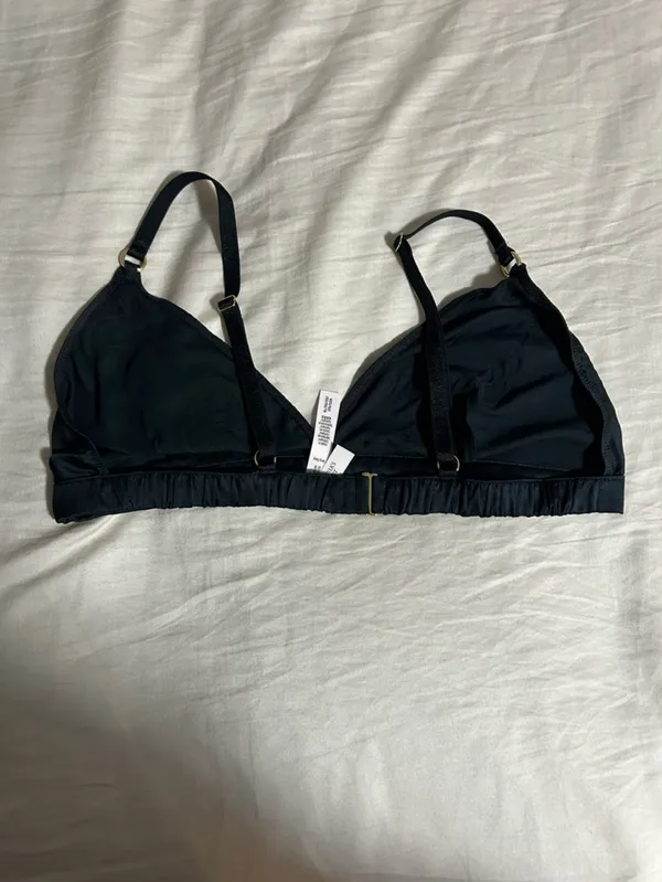 Victoria's Secret Black Satin Very Sexy Embroidered Triangle Bralette Size XL - Image 3