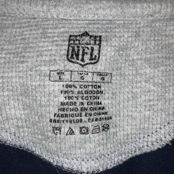 Tennessee Titans blue thermal insert sleeves tshirt womens size L - Image 2