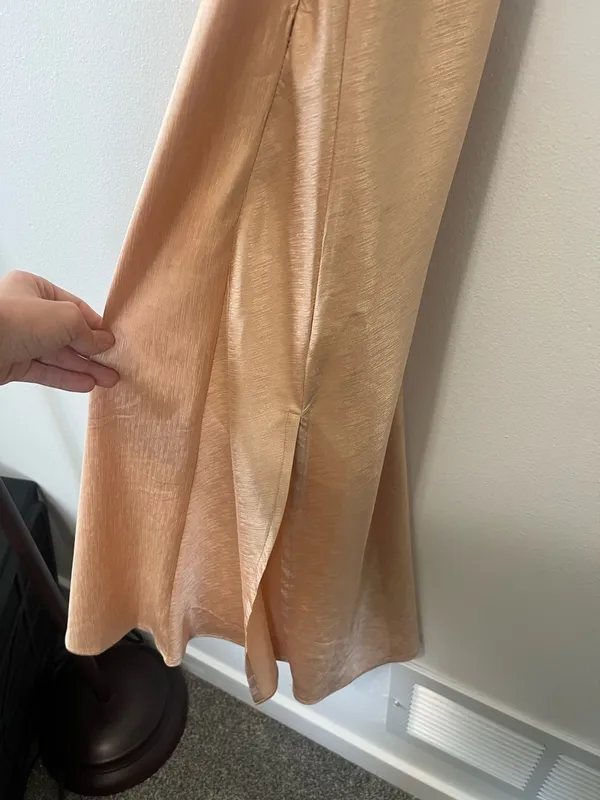 Anthropologie Flat White Champagne Slip Dress- Size Small - Image 7