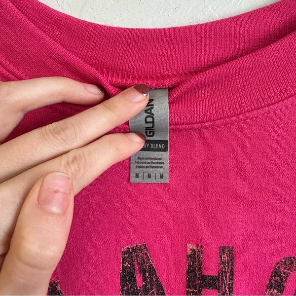Gildan Oklahoma Graphic Pink Crew Neck Sweater - Image 3