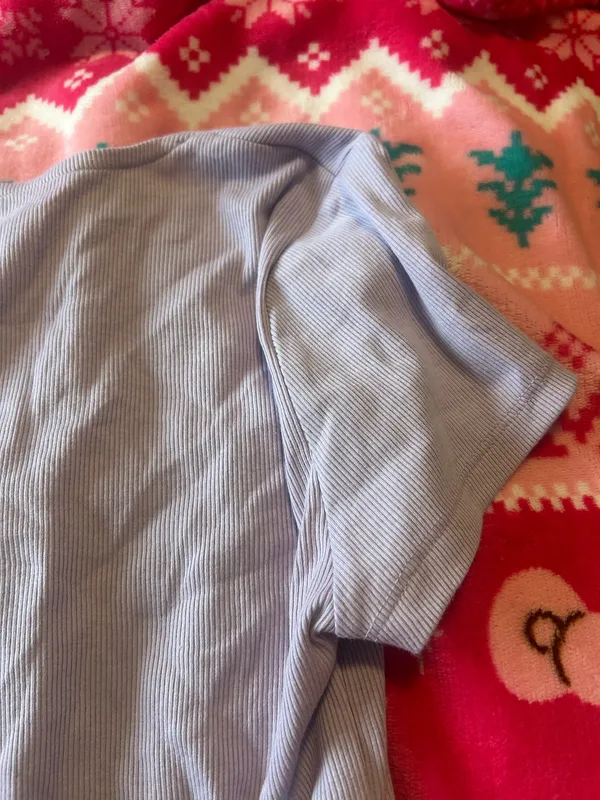 Old Navy women’s ribbed purple top size m - Image 6