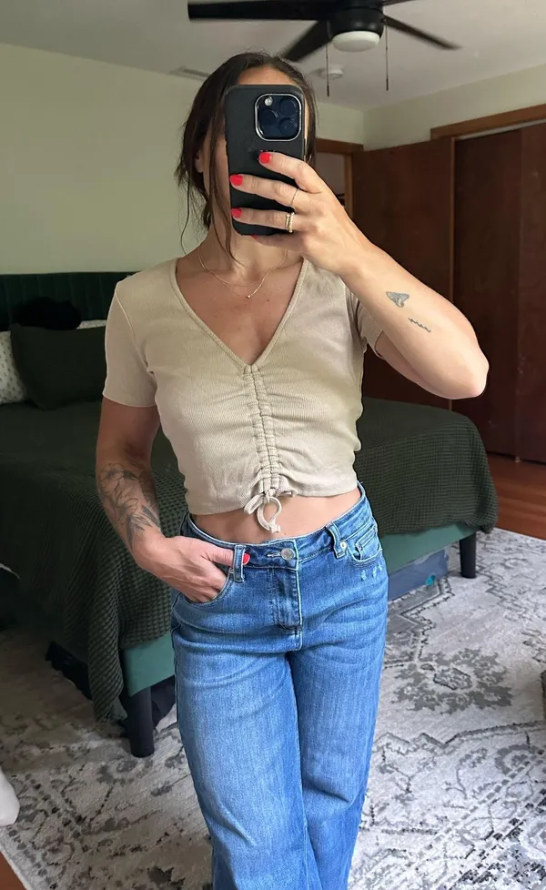 Zara Beige Crop Top T-Shirt - Image 2
