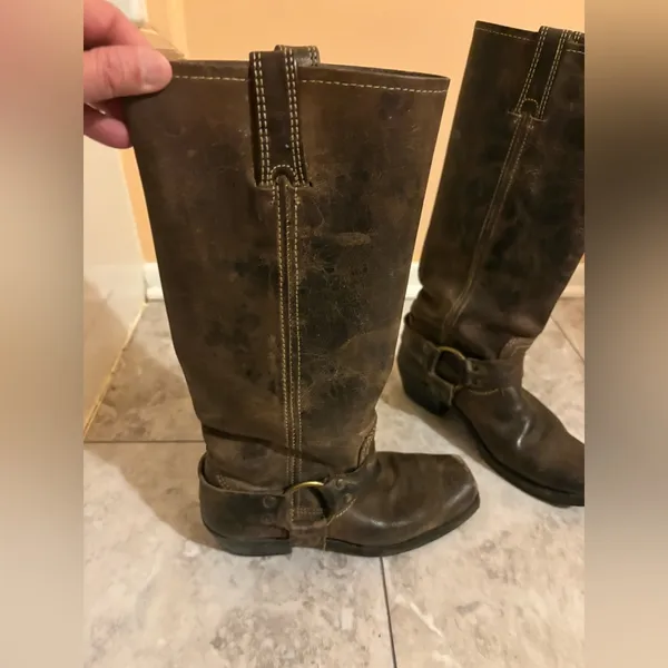 Frye Harness 15R Leather Boots in Chocolate - Image 8