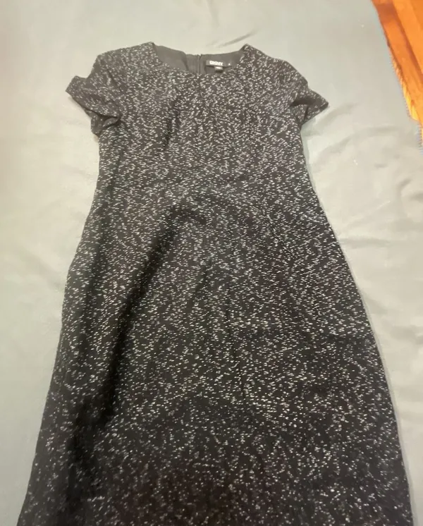 DKNY Tweed Sheath Dress Size 12 Black White Short Sleeve Made in Italy - Image 3
