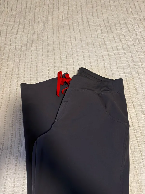FIGS Women’s - Image 2