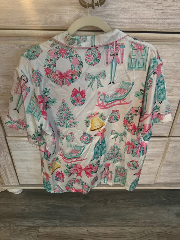 Satin Christmas Pajamas shorts set - Image 2
