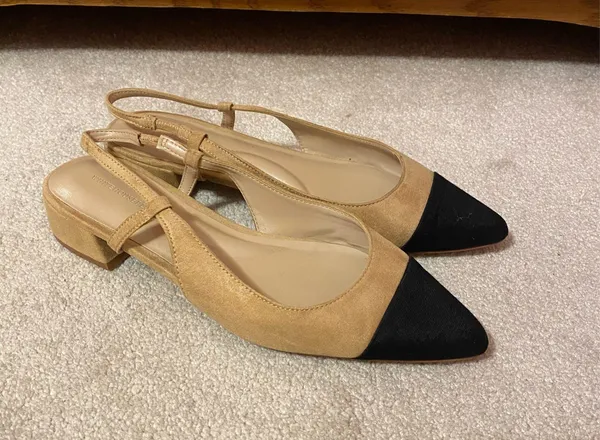 White House Black Market Suede Flats nude - Image 2