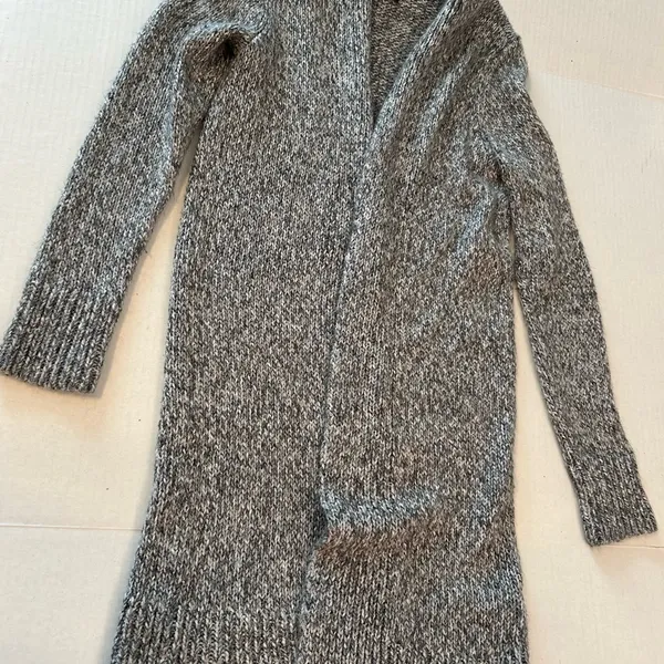 Apt. 9 Silver/Gray Knit Sweater long sleeve open front Holiday sparkle size M - Image 6