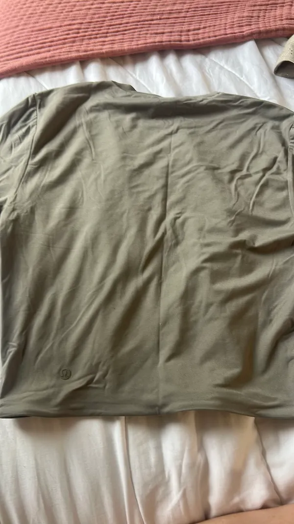 Lululemon cropped tee - Image 3