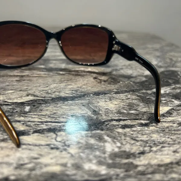 Stylish Brown Sunglasses - Image 6