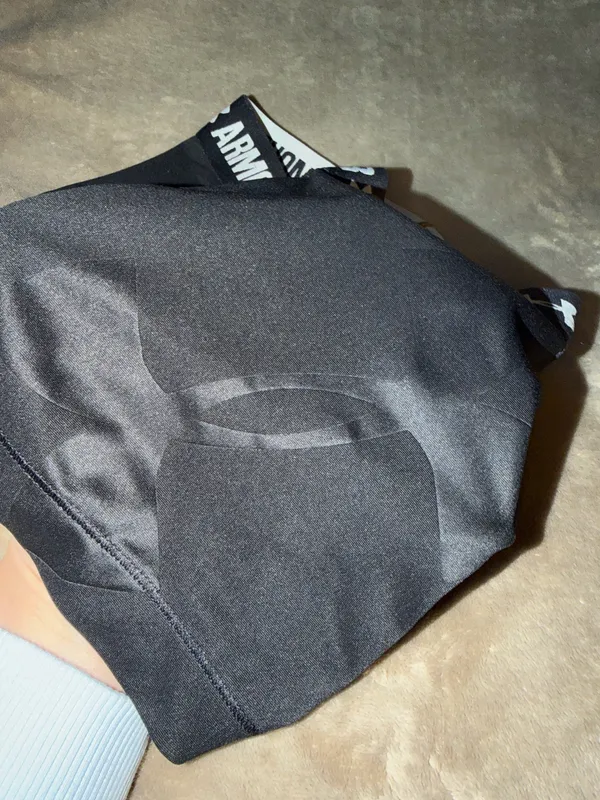 Black Under Armour Spandex Shorts - Image 3