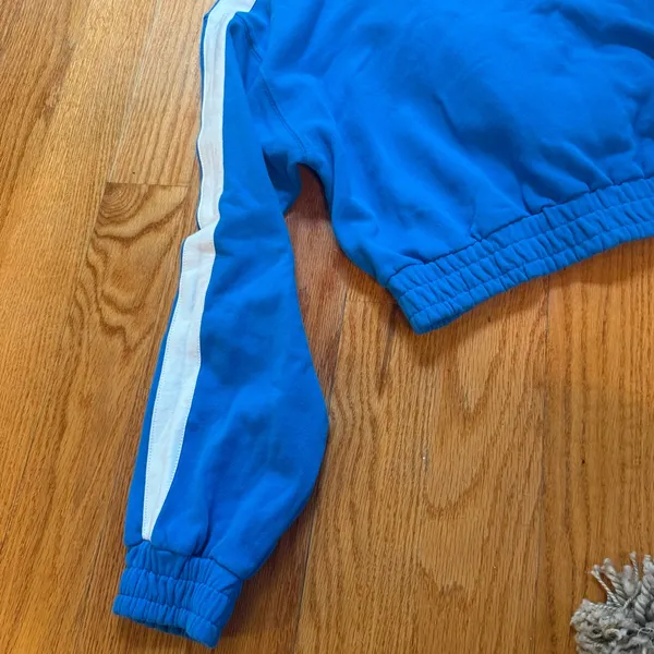 ⭐️Garage Bright Blue Hoodie with White Patch Detail - Image 4