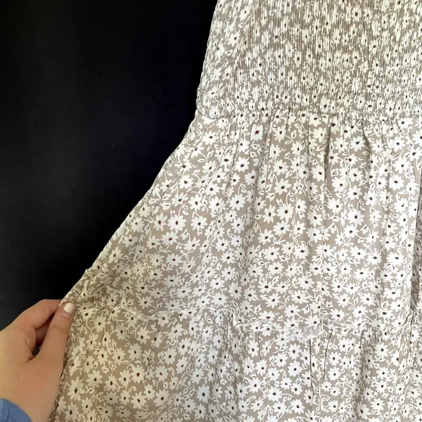 Zesica Smocked‎ Floral Sundress Small Tan White Womens Tie Shoulder Rayon - Image 3