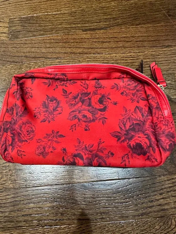 Victoria’s Secret Makeup Bag - Image 2