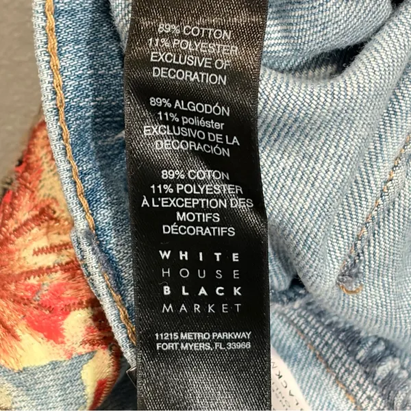 NEW White House Black Market Distressed Floral Embroidered Girlfriend Jeans 14 - Image 9