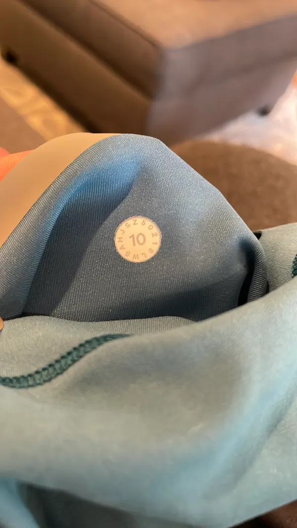 Lululemon Align Leggings Crop - Image 5