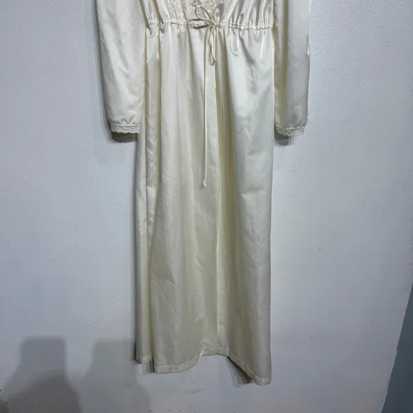 Barbizon Boutique Ivory Satin Lace Trim Maxi Robe Nightgown Y2K Bridal Sz M - Image 5