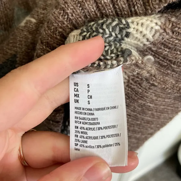 NWOT | American Eagle‎ women’s geometric neutral wool warm knit sweater small - Image 6