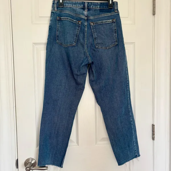 Abercrombie Curve Love High Rise The Mom Jean - Image 2