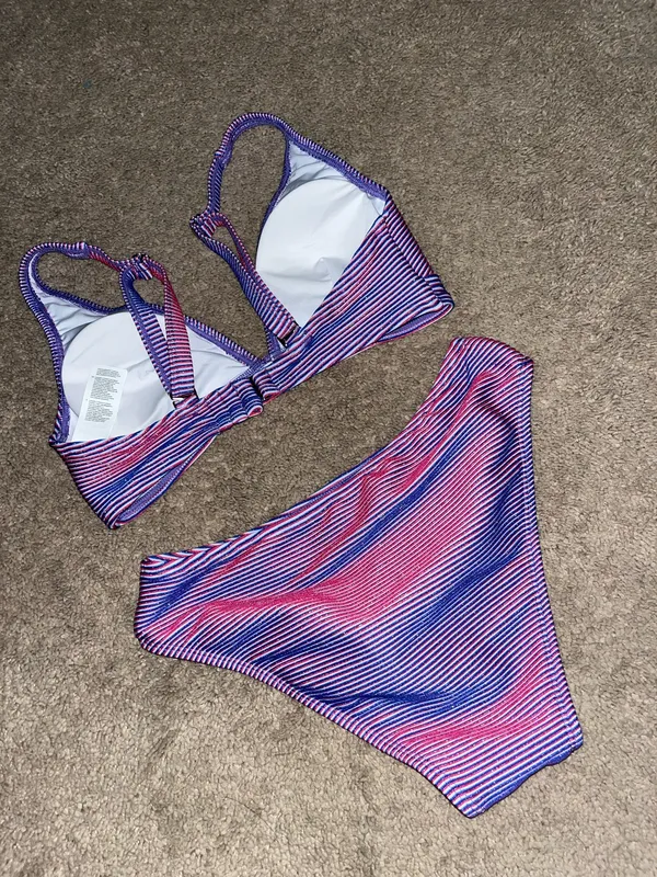 Cupshe Catch Me at Sunset Ombre Bikini Set - Image 5