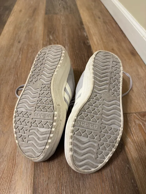 Adidas Women’s Shoes - Image 3