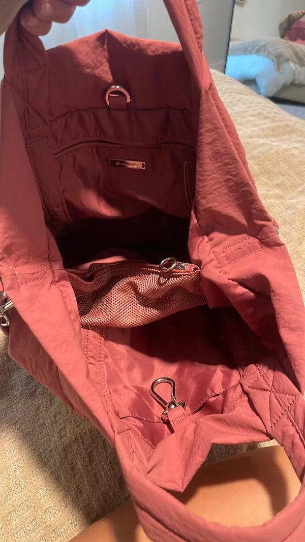 Lululemon On My Level Bag - Image 2