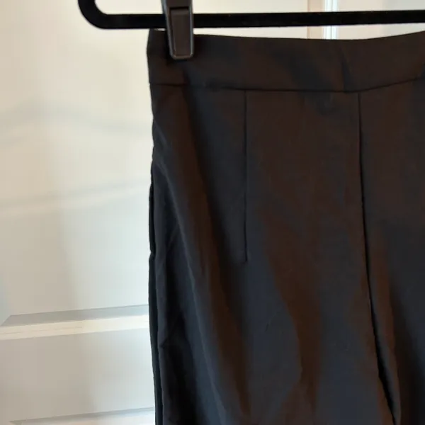 SHEIN Essnce Women's Solid Color Fold-Over Pleated Wide Leg Pants - Image 6