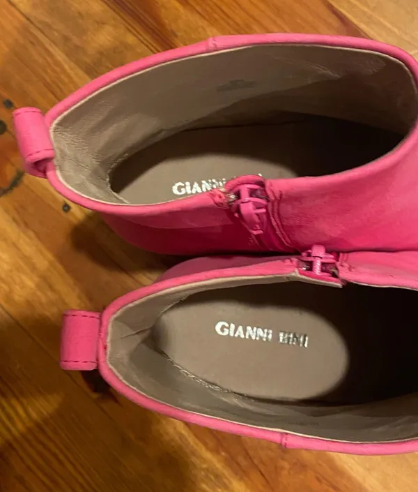 pink boots Size 8.5 - Image 4
