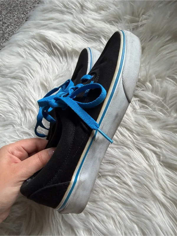 Vans fashion sneakers - Image 4