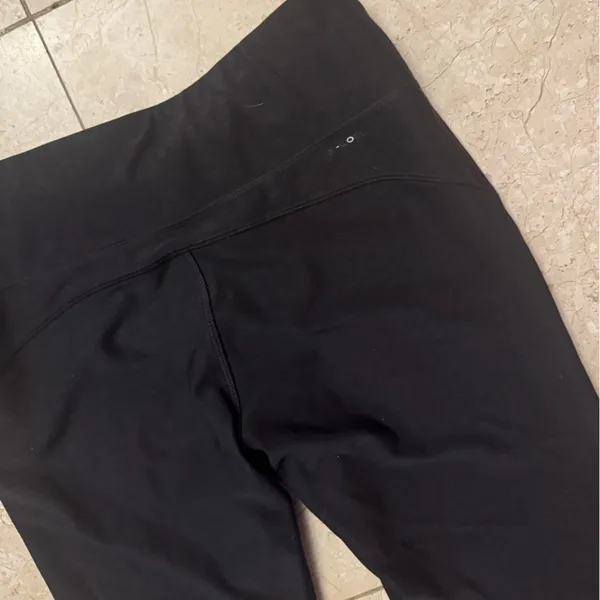 Women's Black Medium Helly Hansen cheetah leggings X-Cool interior drawstring - Image 4
