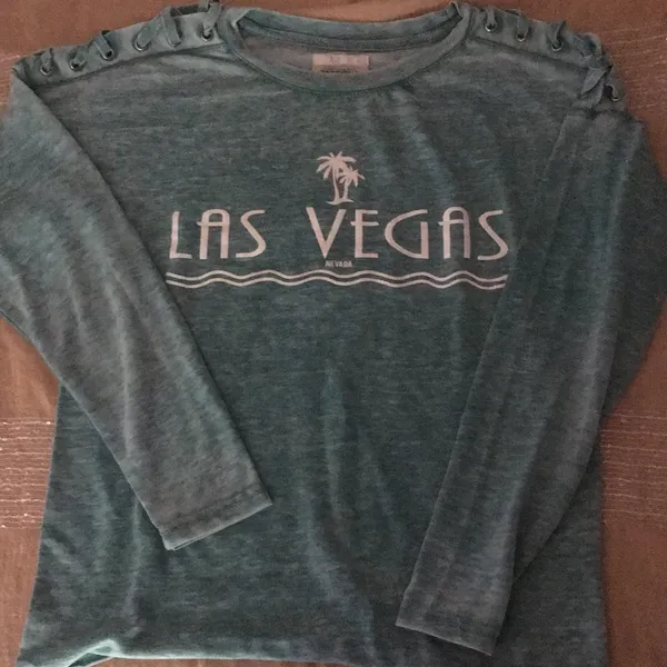 Bin 1 Women Tie Detail Las Vegas Sweatshirt/Shirt Pastel Green Size Small/Medium - Image 6