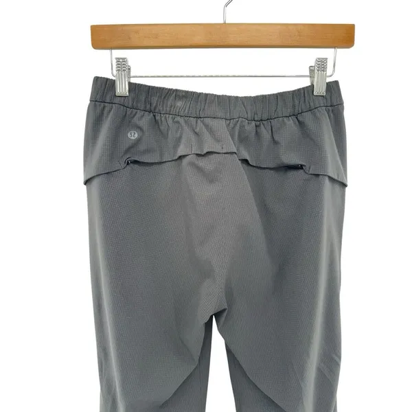 Lululemon Jogger Women's‎ 4 Essential Affinity Mid Rise Pants Black Athleisure - Image 6