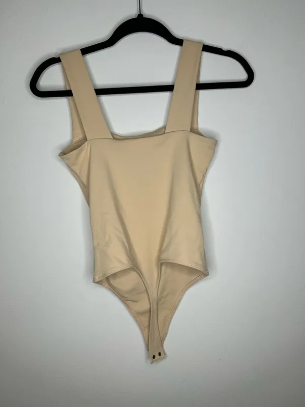 Abercrombie & Fitch Double Layered Seamless Fabric Square neck Bodysuit - Image 4