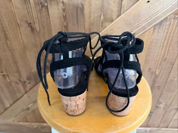 Indigo Rd. Women’s Black Lace-Up Block Heel Sandals – Size 9 - Image 4